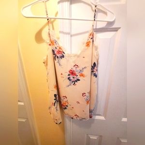 Scallop Lace Flowy Tank